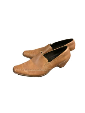 Pikolinos Spanish design leather heels size 38